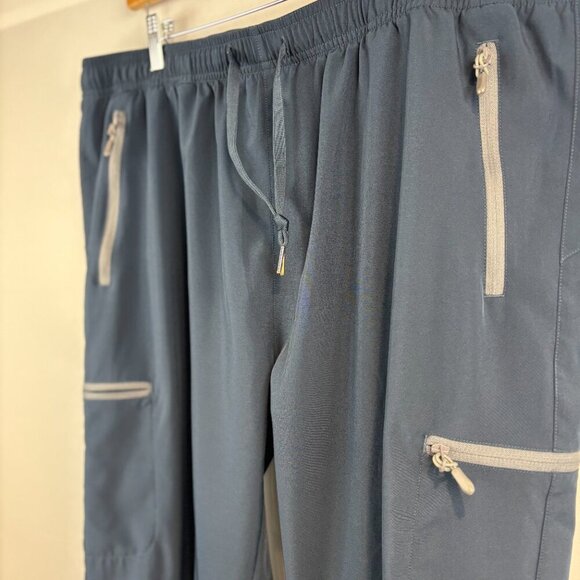 Libin Lightweight Capri Pants - Picture 2 of 7